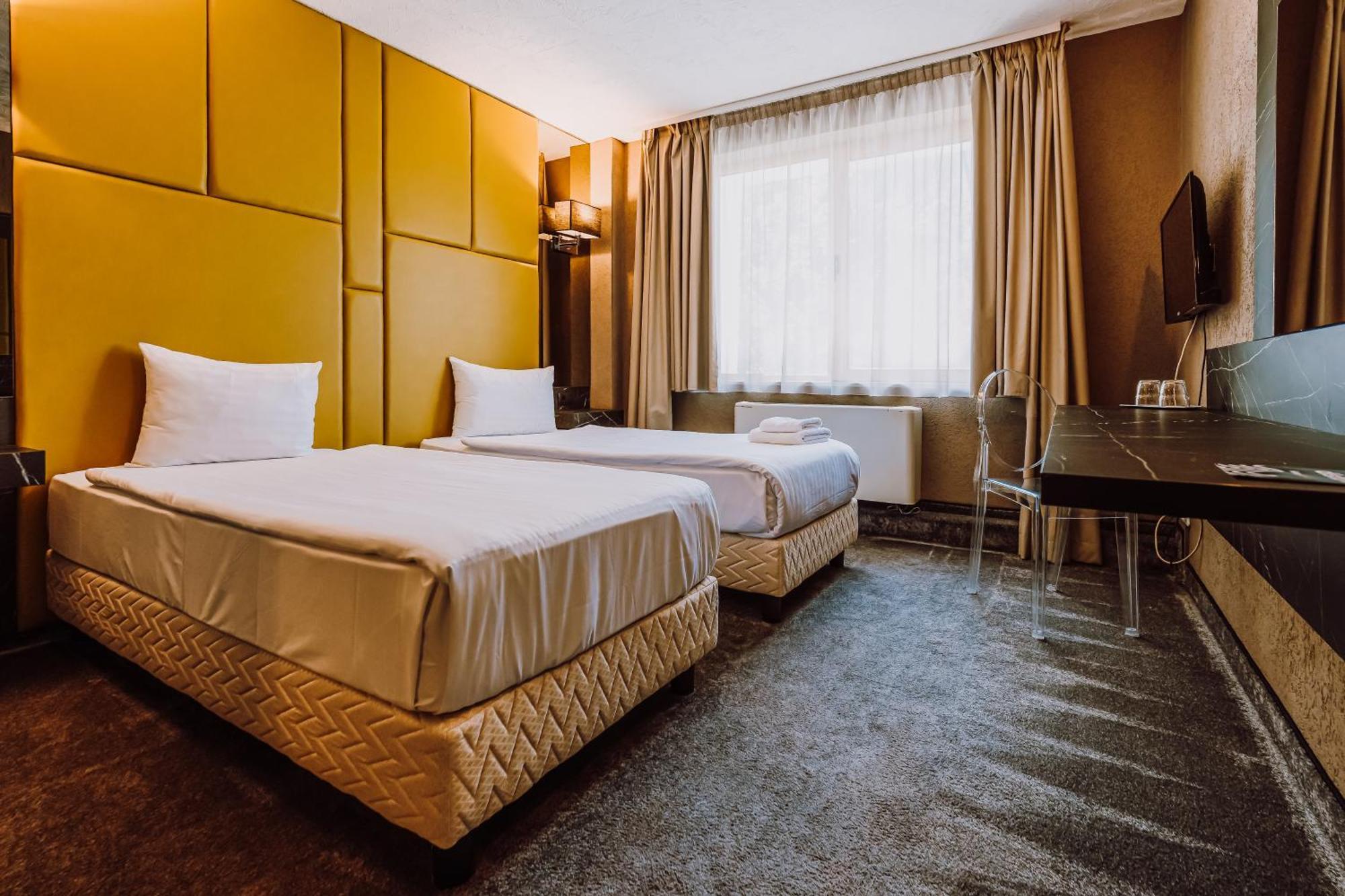 Hotel Ciao Târgu-Mureş Exteriér fotografie