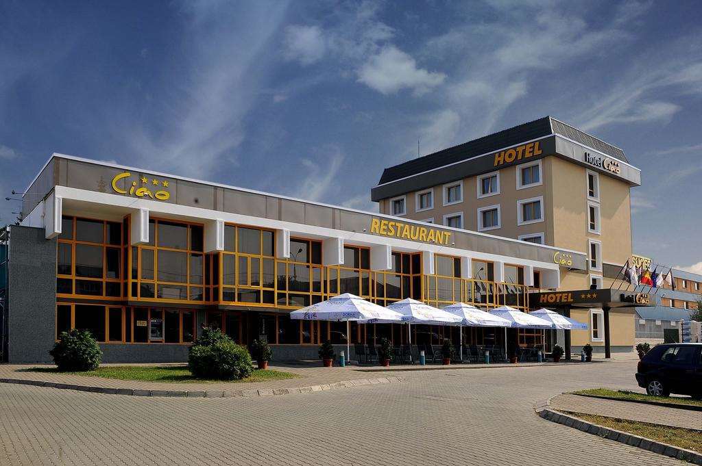 Hotel Ciao Târgu-Mureş Exteriér fotografie